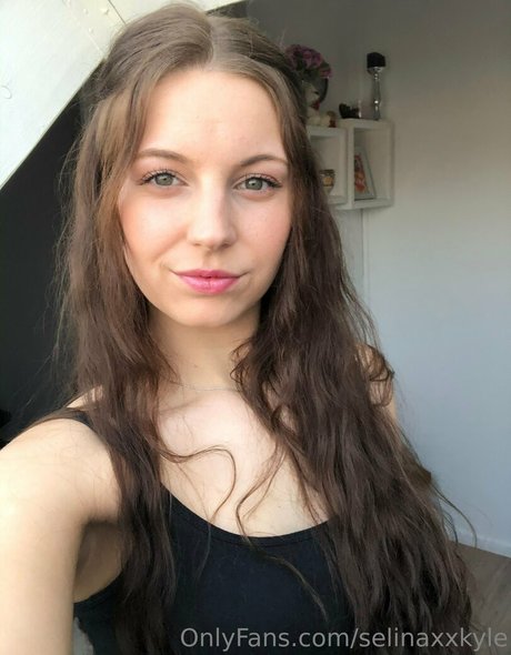 selinaxxkyle pornstar naked pic