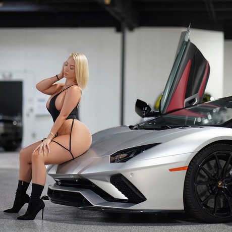 Molly Cavalli star top images