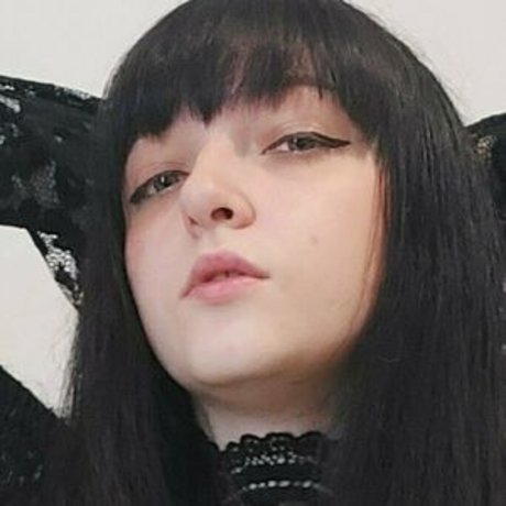 Sleepyespuur art actress pics