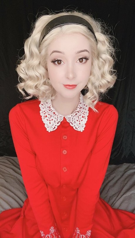 kokiriette star nude photo