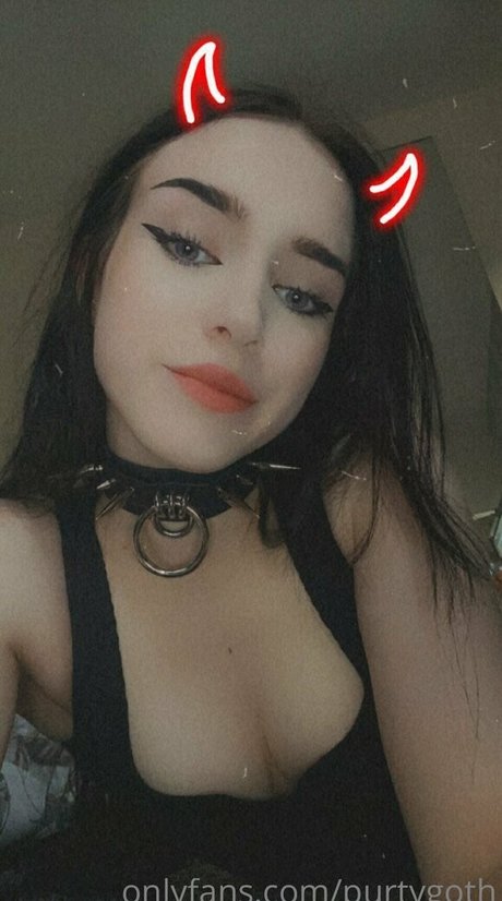 Purtygoth pornstar naked image