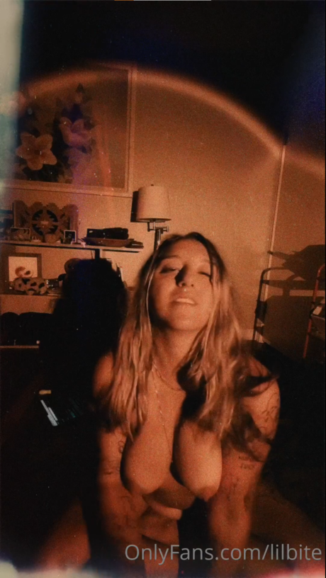 Christina Parrish model naked picture