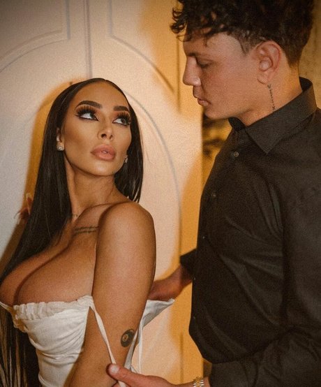 Claudiaxxxrose vip model hd photos