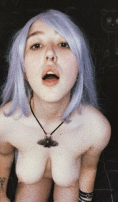 Moshpitmi pornographic model img