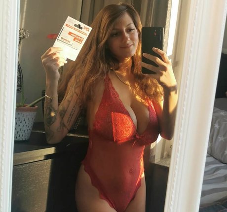 young onlyfans beautiful nude images