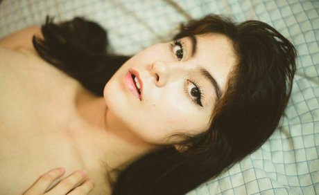 Lady Dusha model art img