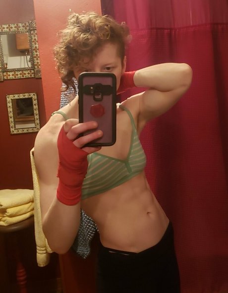 redsreferences star naked pictures