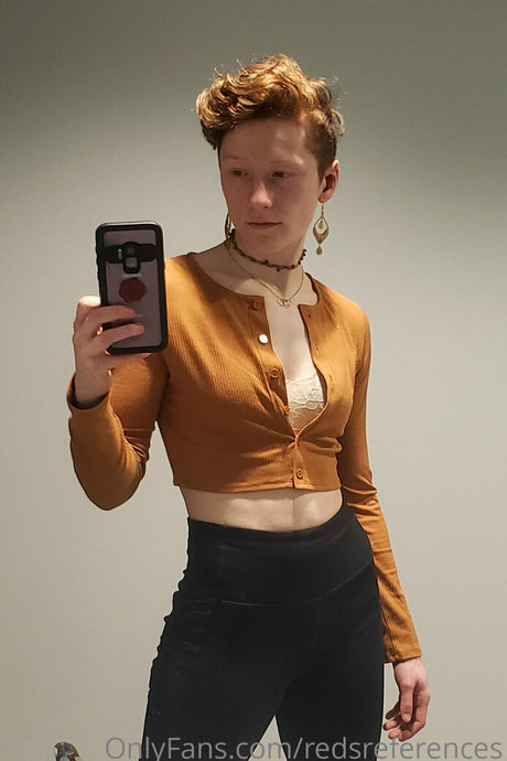 redsreferences model pretty photos