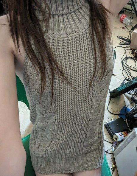 Shygal lilly erotic model img