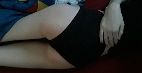 Shygal lilly star top archive