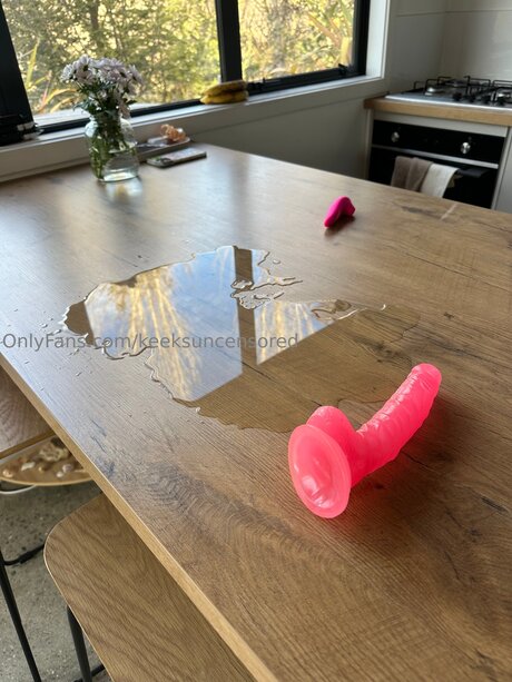 Keeksuncensored model sexy img