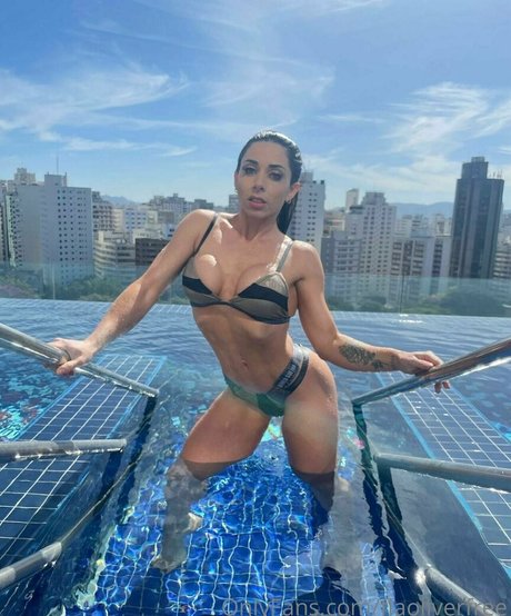 flaviaoliverfree sexy actress galleries