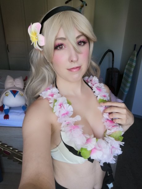 Pink Fluffy Kitchicorn star naked pics