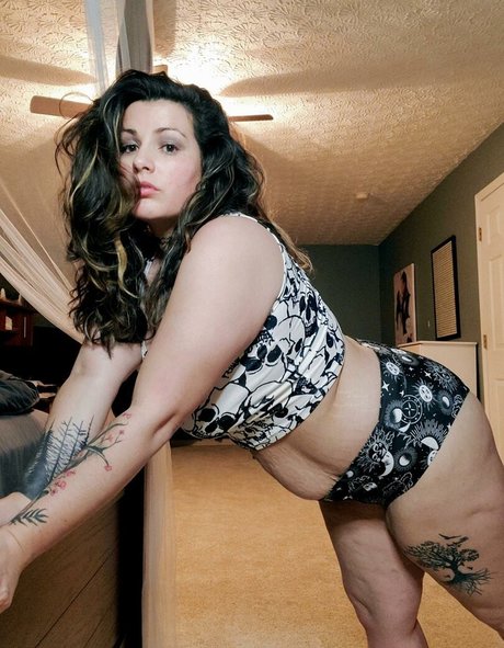 Miss Varea xxx pornstar photo