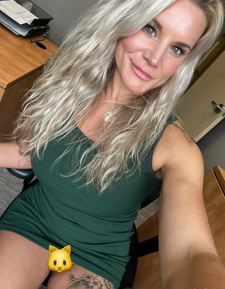 cammoriefree hot model archive