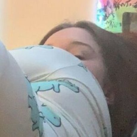 lila jade top model pics