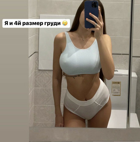 Xvatitttt naked model photos