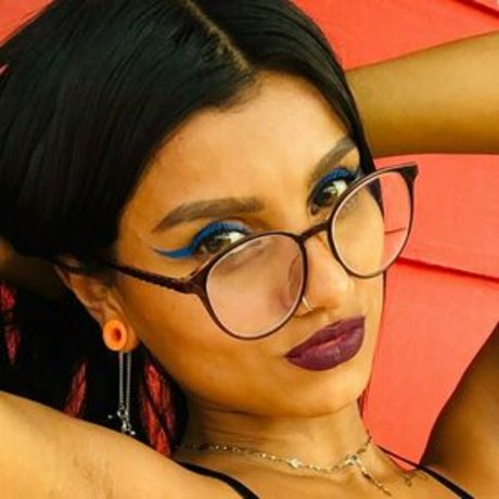 bbykhalifaa sexy star galleries