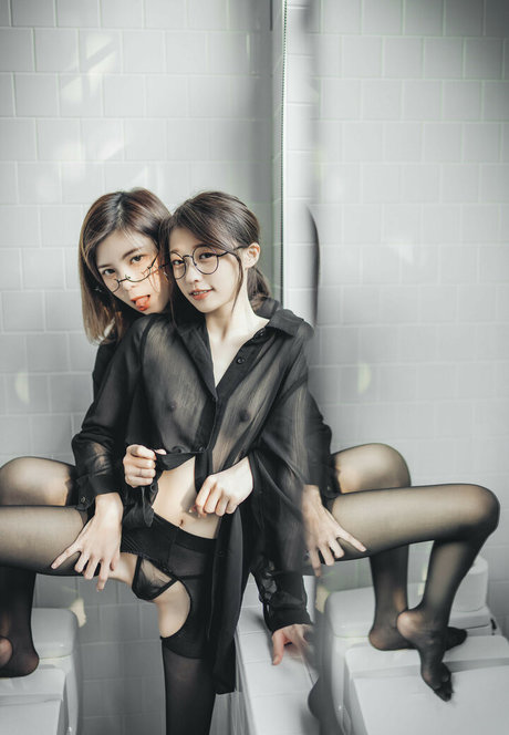 angel 86321 star nude pics