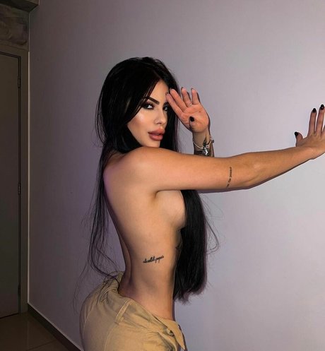 Bruna Figueiredo adult model galleries