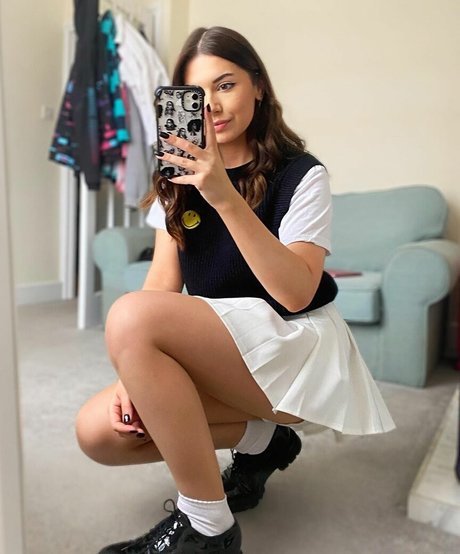 Harrie Silver exclusive actress img