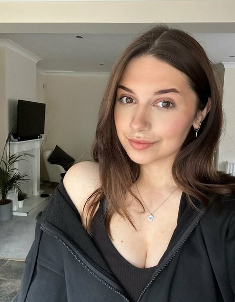 russian mom onlyfans pretty img