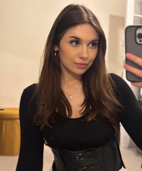 Harrie Silver star beautiful picture