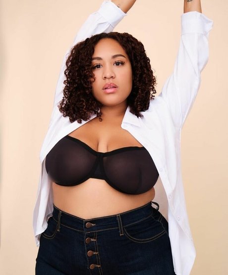 Katmari23 nude model pictures