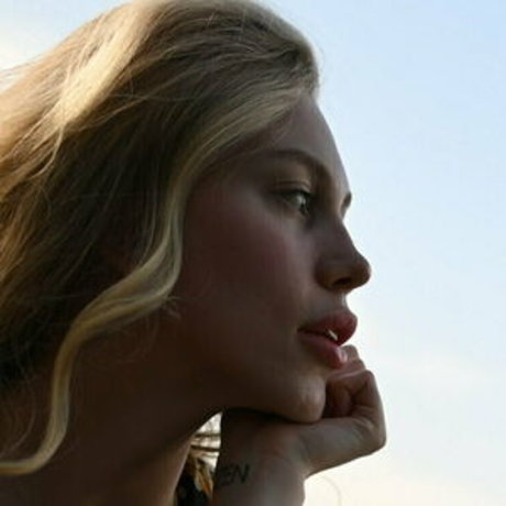 larafrosty hd pornstar img