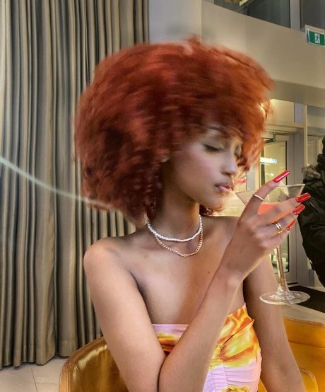 Solaya Ismail star art gallery