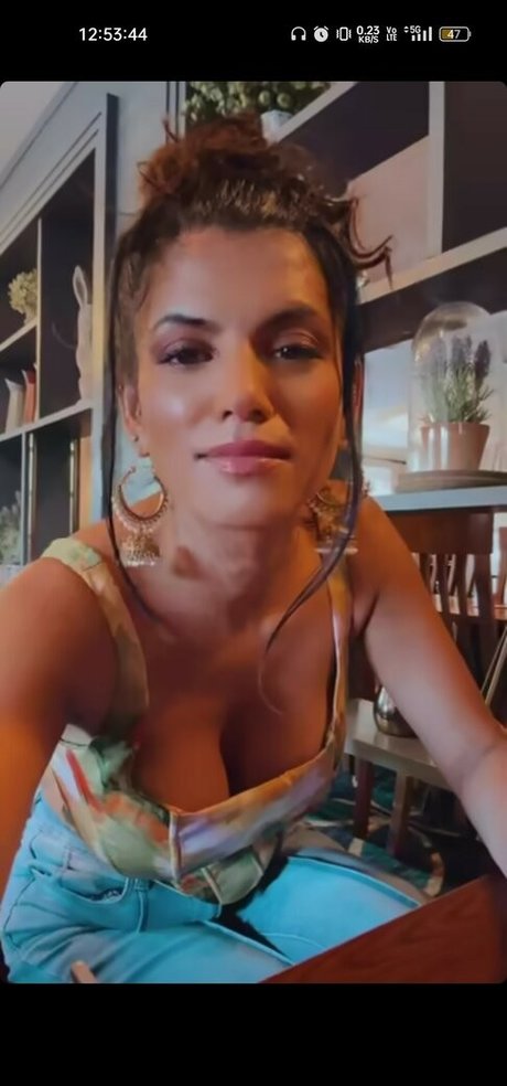 Sureet Kular model beautiful images