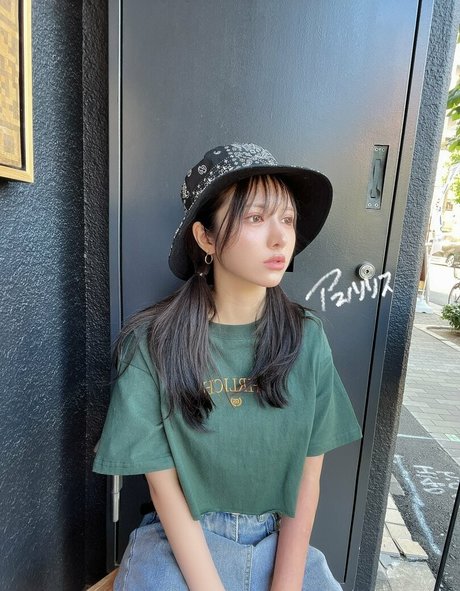 RirisuAmano porn actress pic