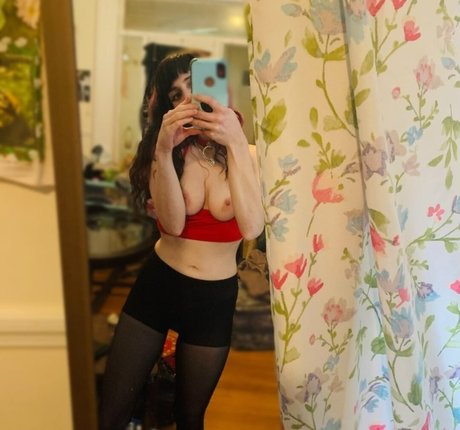 NightMermaid erotic actress photo