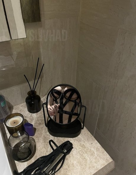 Leron Baron pornstar nudes image