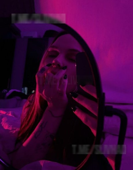 Leron Baron pornstar nude picture