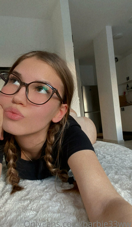 barbie33ww pornstar sexy photo