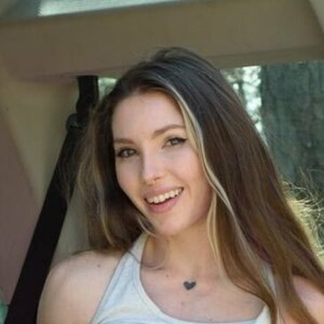 Sophie McArdi model xxx image