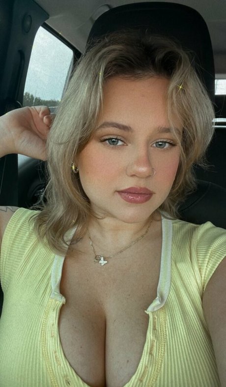 emilychannel sexy model archive