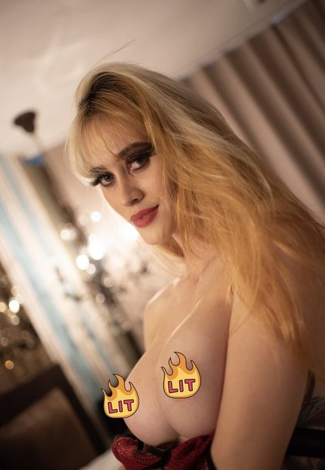 HalfAngel66 pornstar naked img