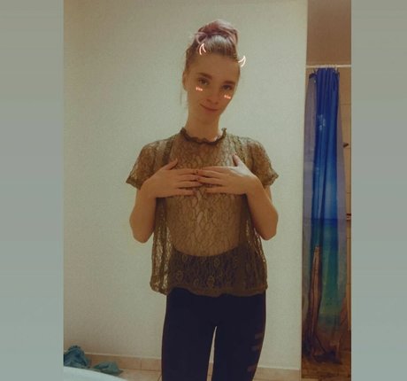 Oceane Licorne art pornstar photo