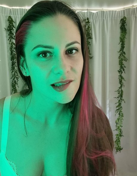 aussielilyfox model free pic