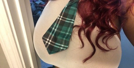 bigtatty naked actress picture