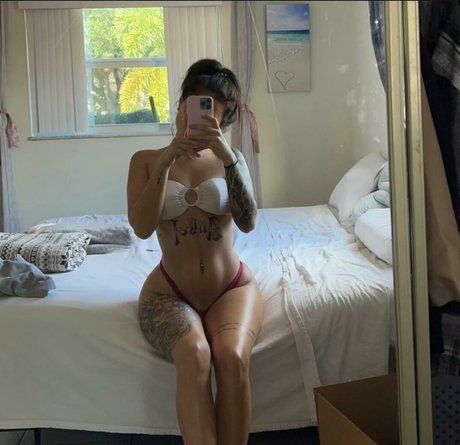 Chalina I high quality actress picture