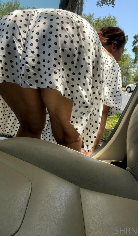 Ishrn hot actress images