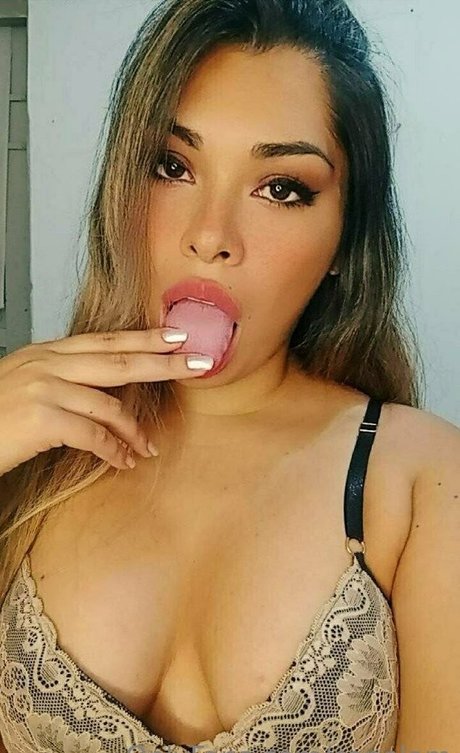 canelam model free pics