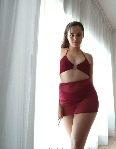 canelam pretty model picture