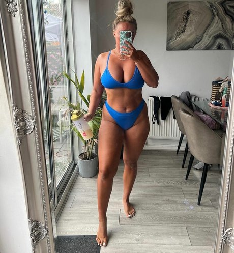 sophieaustin free actress images