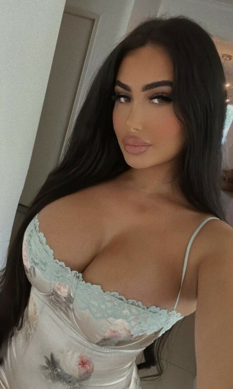 Jessica Foster star beautiful archive