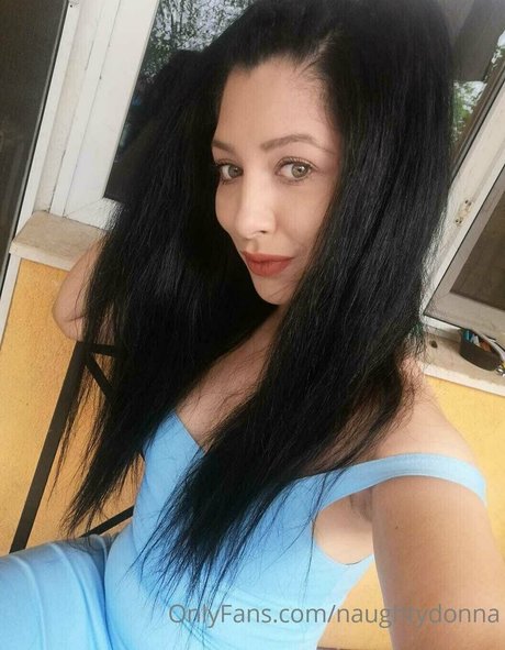 naughtydonna hd model image