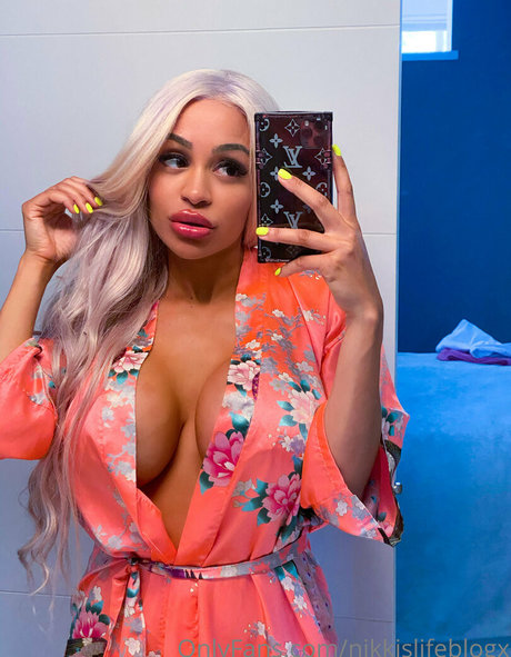 nikkislifeblogx free star picture